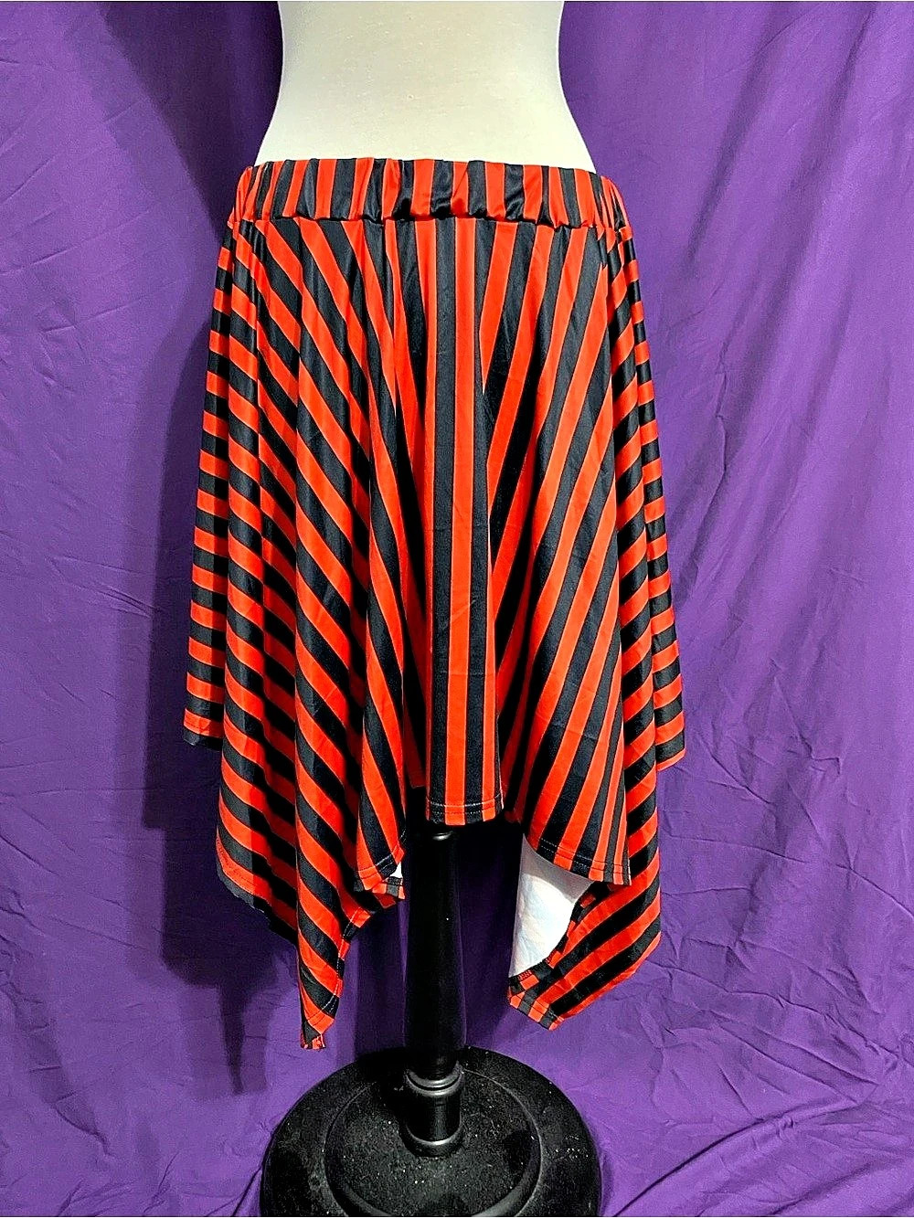 NWOT Asymmetrical Striped Skirt in Red & Black. Size XXL.